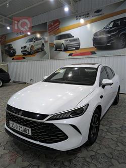 بی وای دی Qin Plus